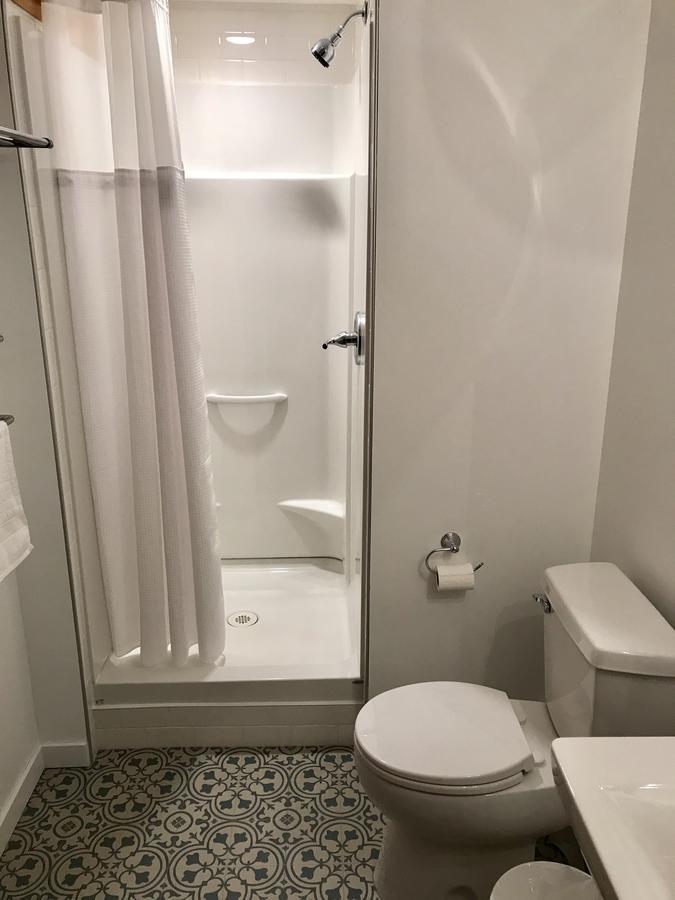 Our Cabin Bed & Breakfast Yellowknife Exteriör bild